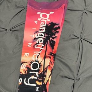 Orangetheory Fitness Sunset Leggings NWOT